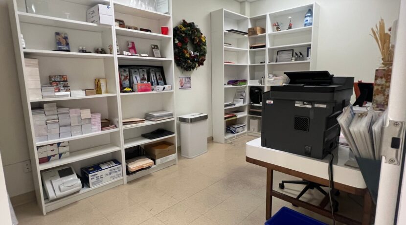 http://centris.webenaction.com/centris-api/photos/432083144-MT27398761-4.jpg