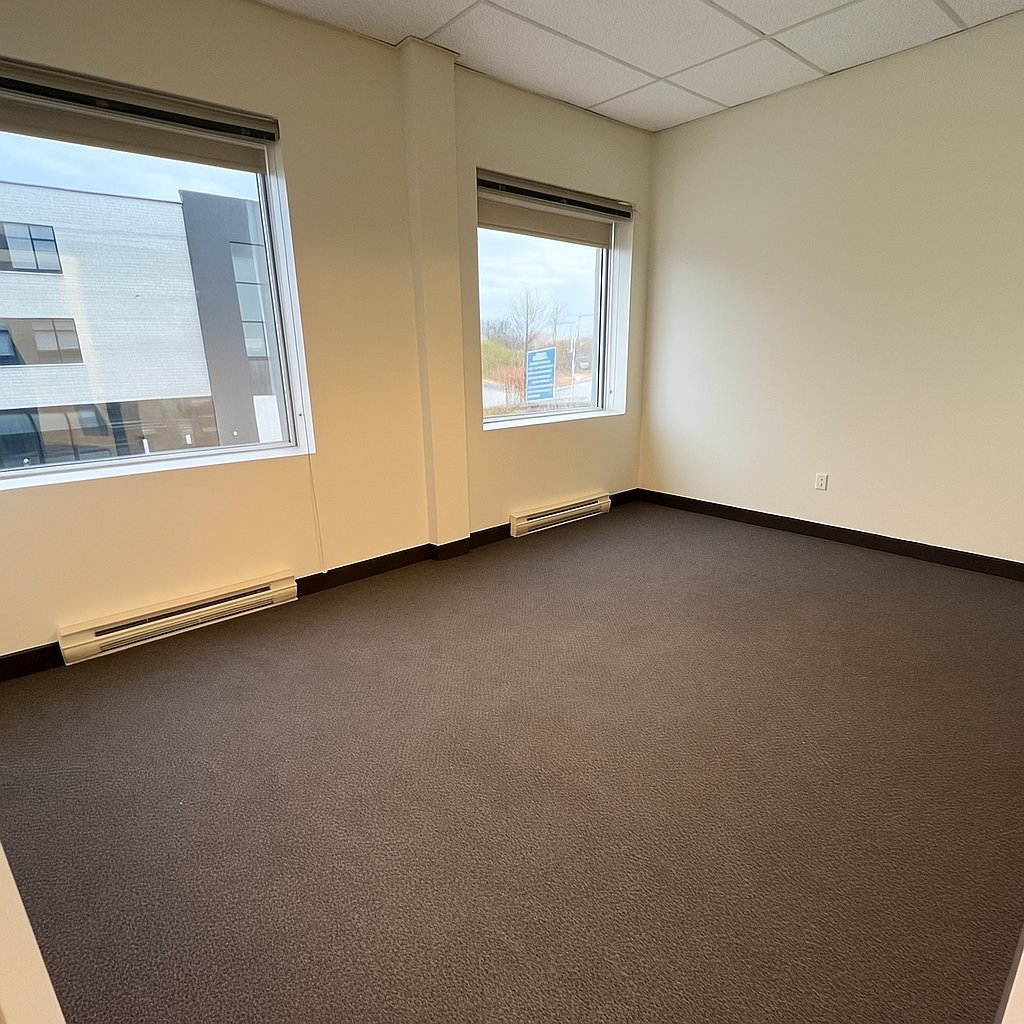 Location d’espace commercial/Bureau à louer à La Prairie